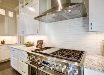 White Shaker Kitchen with Subway Tile
